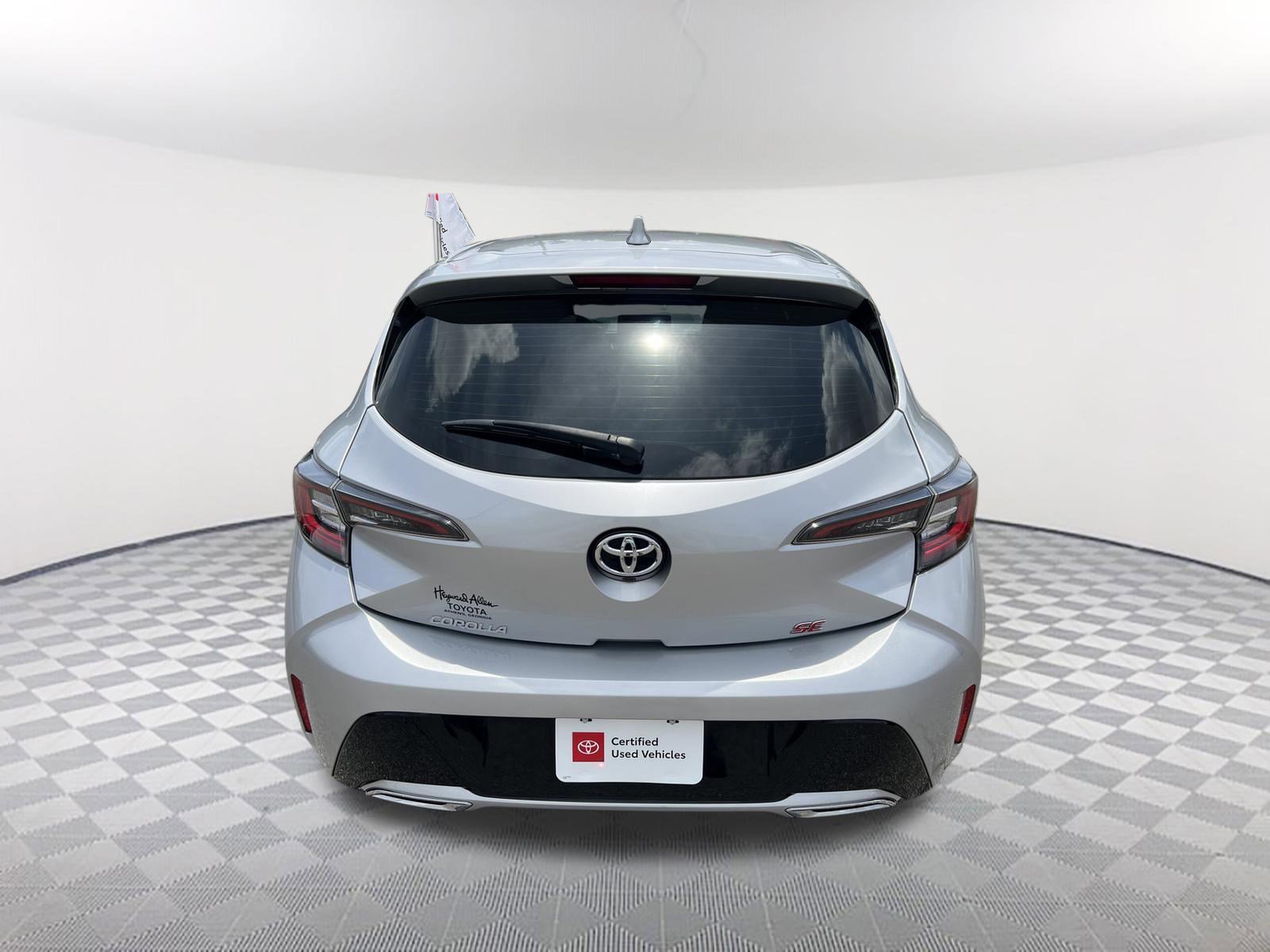 2022 Toyota Corolla Hatchback SE - Photo 16