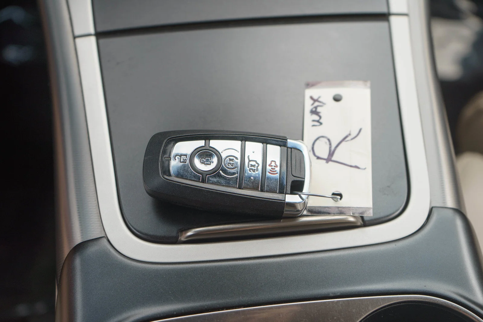 Used 2020 White Lincoln Reserve image 28