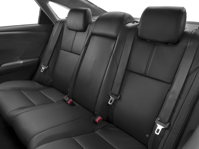 Used 2018 Creme Brulee Toyota XLE Premium image 14