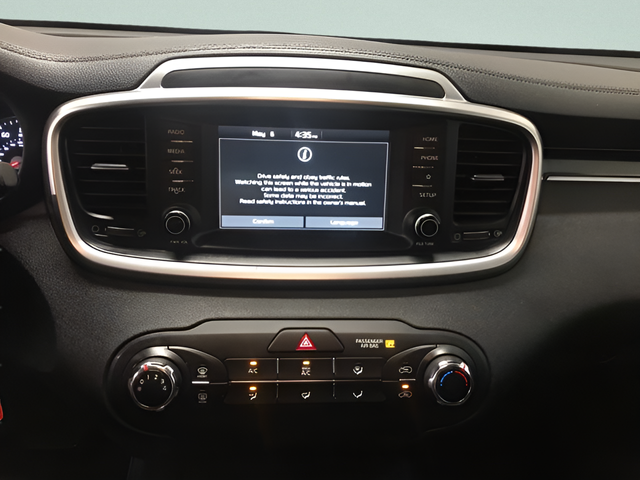 Used 2020 Purple Kia LX image 18