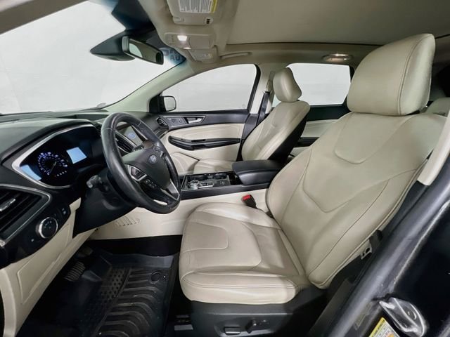 2020 Ford Edge Titanium - Photo 9