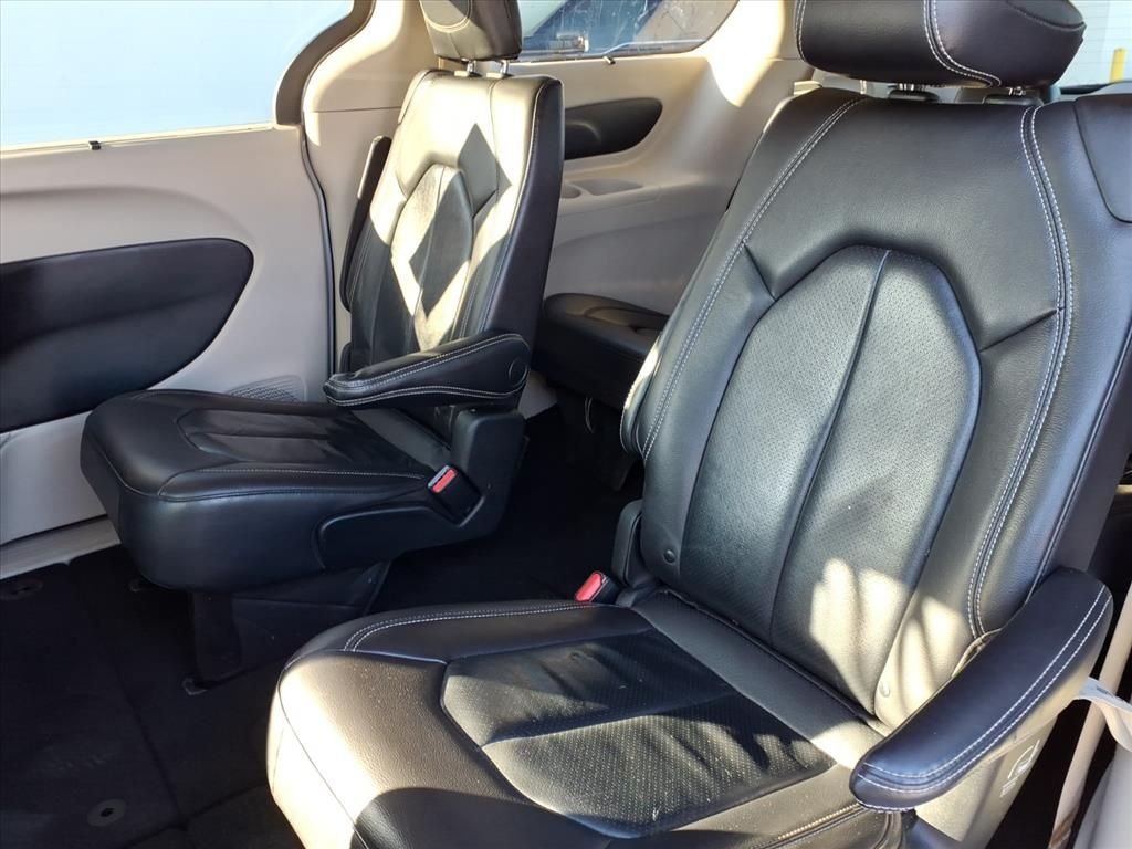 2022 CHRYSLER PACIFICA - Image 23