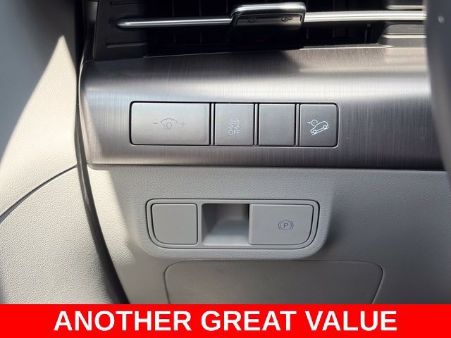 Used 2025 Ecotronic Gray Hyundai SEL image 19