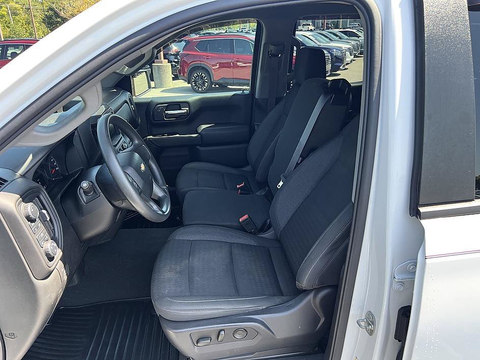 Used 2023 Summit White Chevrolet Custom image 13