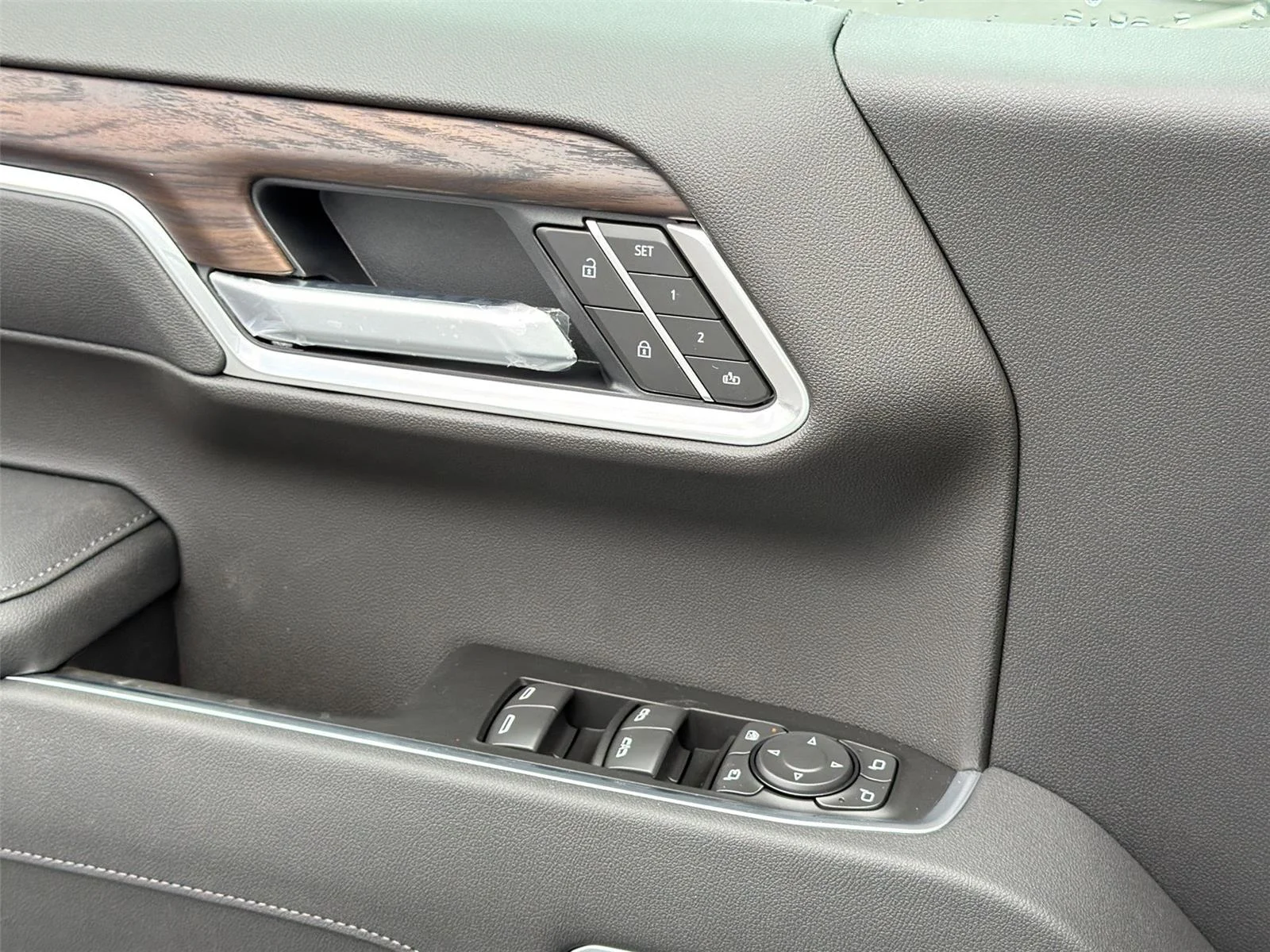 2026 GMC Sierra 1500 SLT - Photo 28