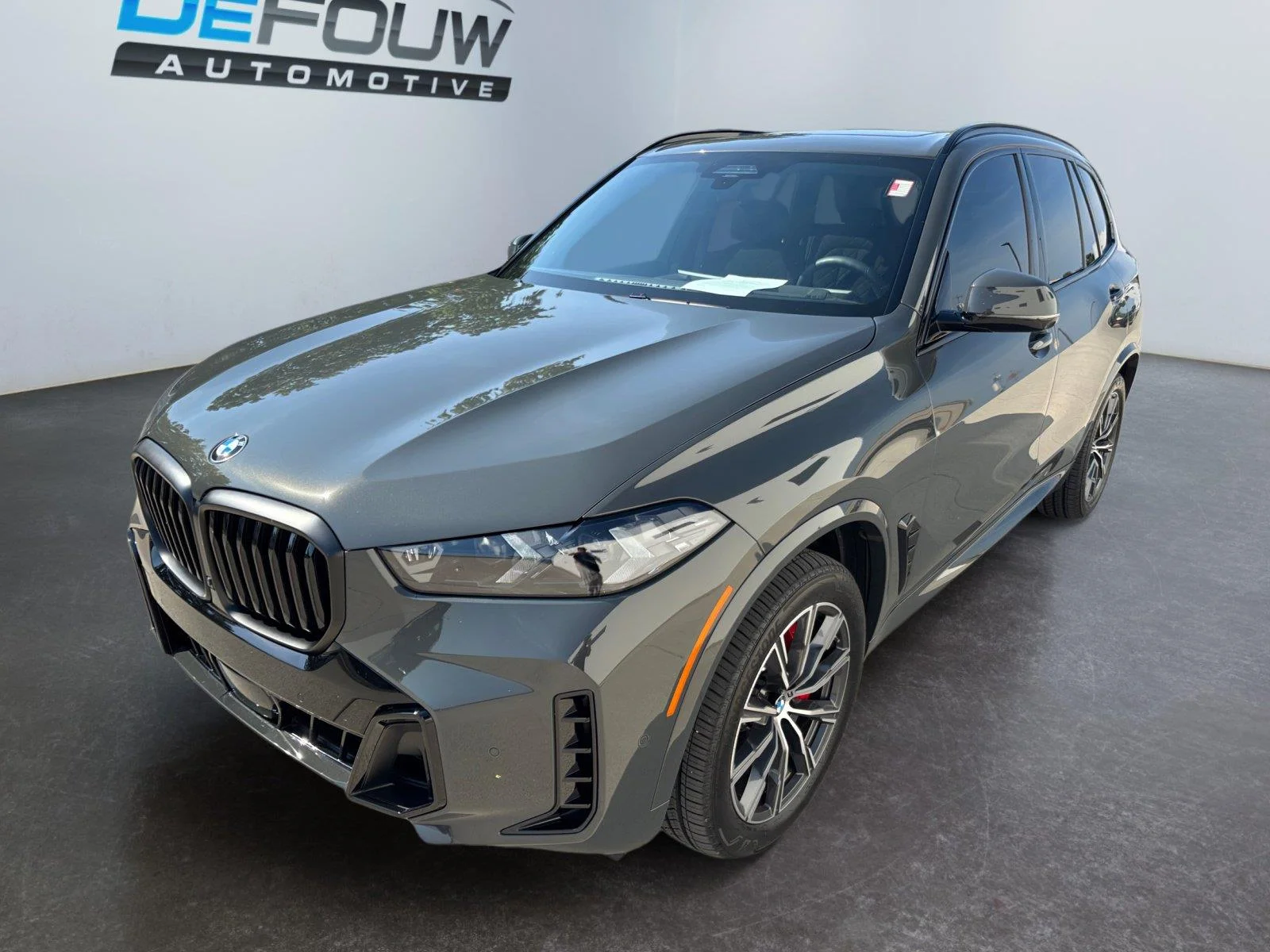 Used 2026 Dravit Grey Metallic BMW xDrive40i image 9