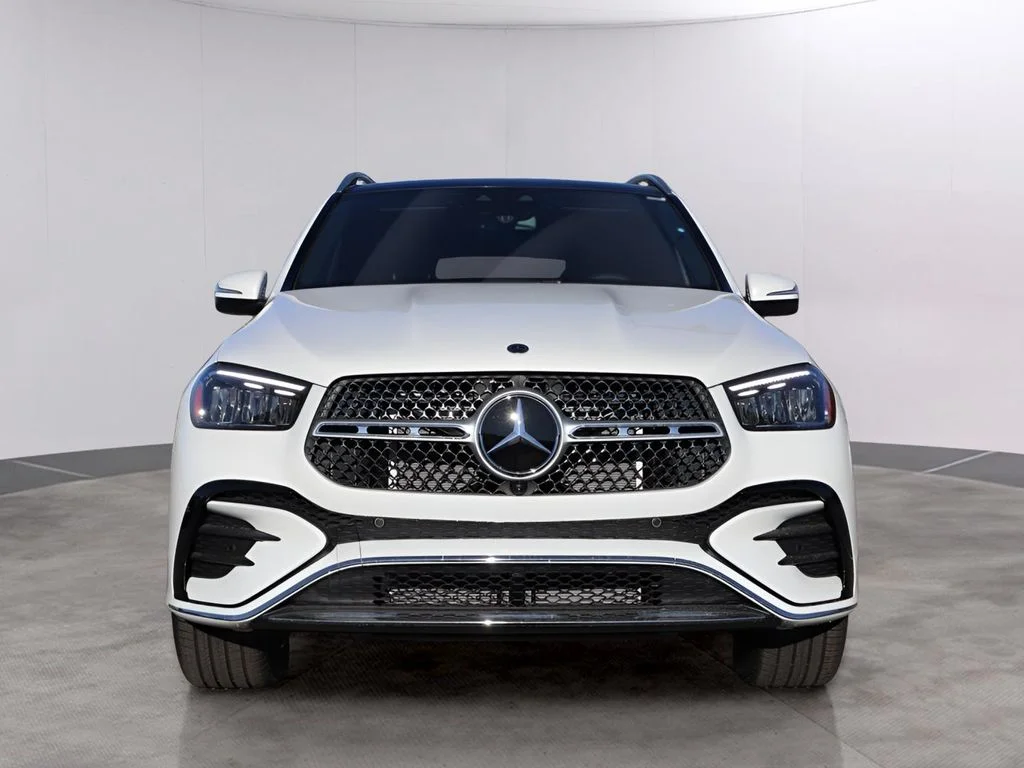 New 2026 MANUFAKTUR Moonlight White Metallic Mercedes-Benz GLE 350 image 2