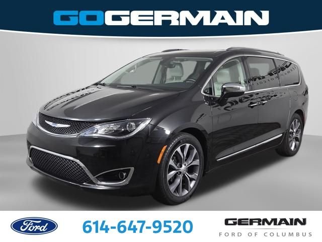 2018 Chrysler Pacifica Limited's photo