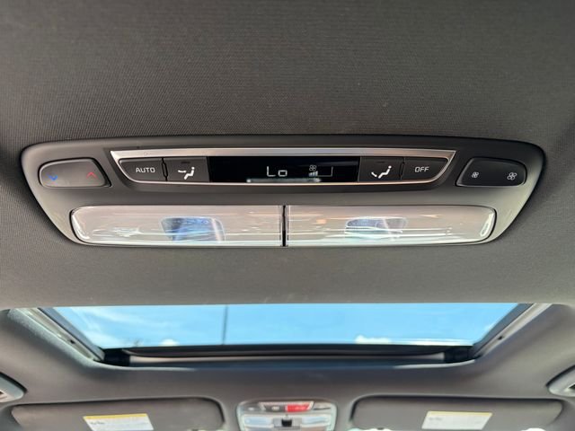 Used 2025 Green Kia EX X-Line image 32