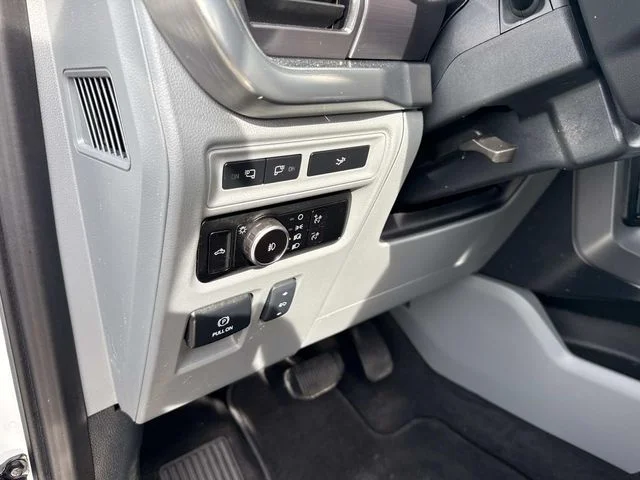 Used 2023 White Ford Lariat image 25