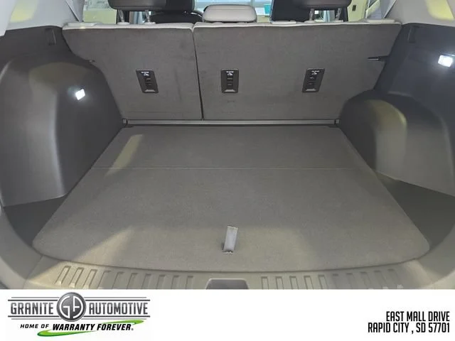 New 2027 Glacier White Tricoat GMC Denali image 22