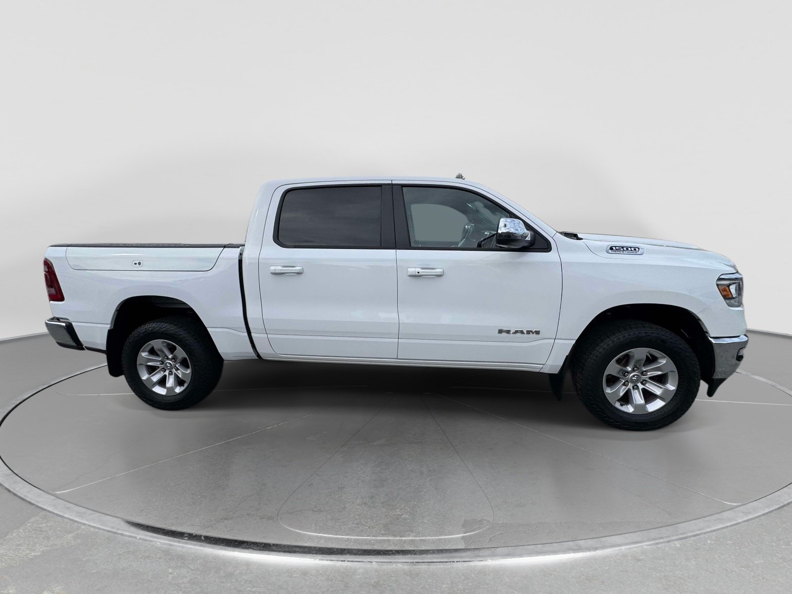 Used 2023 White Ram Laramie image 7
