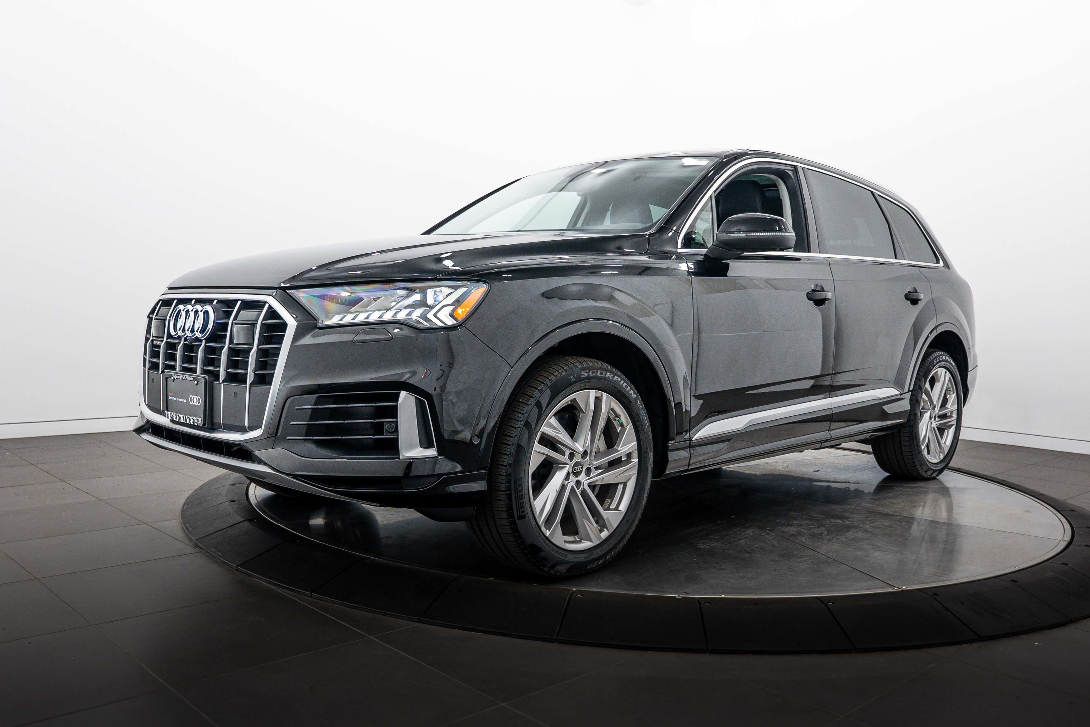 Certified Used 2023 Mythos Black Metallic Audi Premium image 7