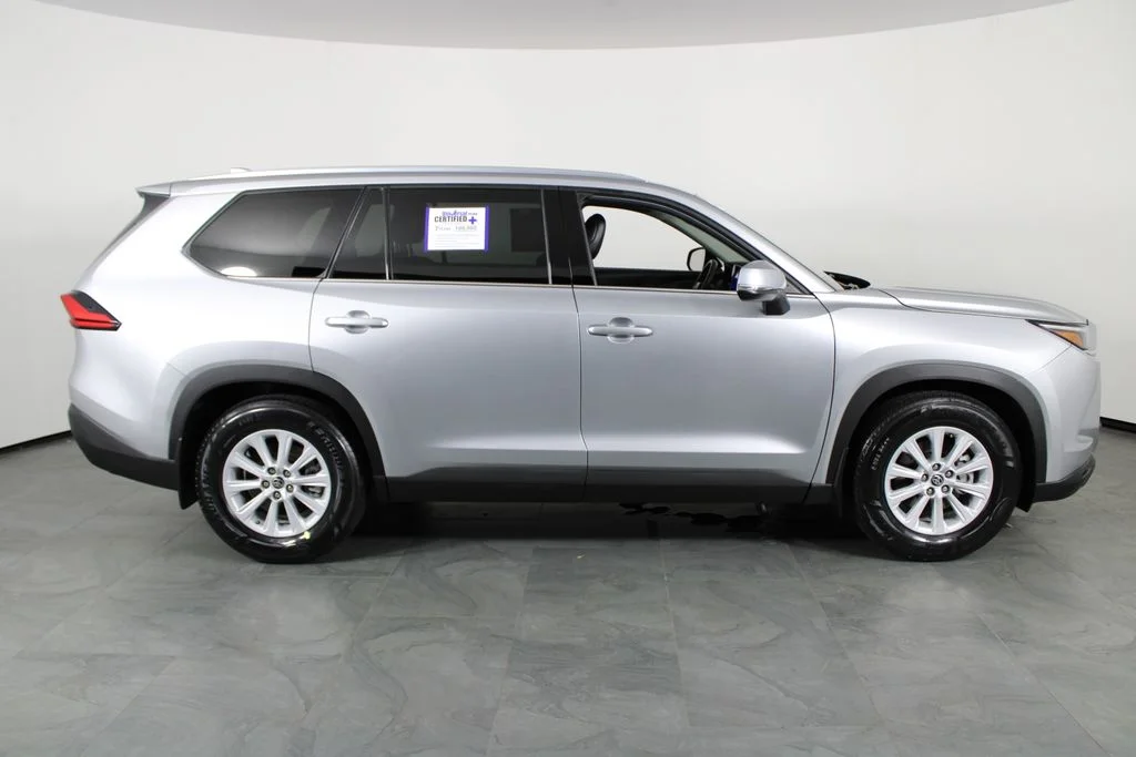 Used 2024 Silver Toyota XLE image 13
