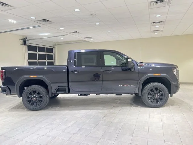 2025 GMC Sierra 2500HD AT4 - Photo 38