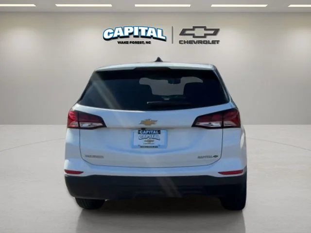 Used 2022 White Chevrolet LS image 4