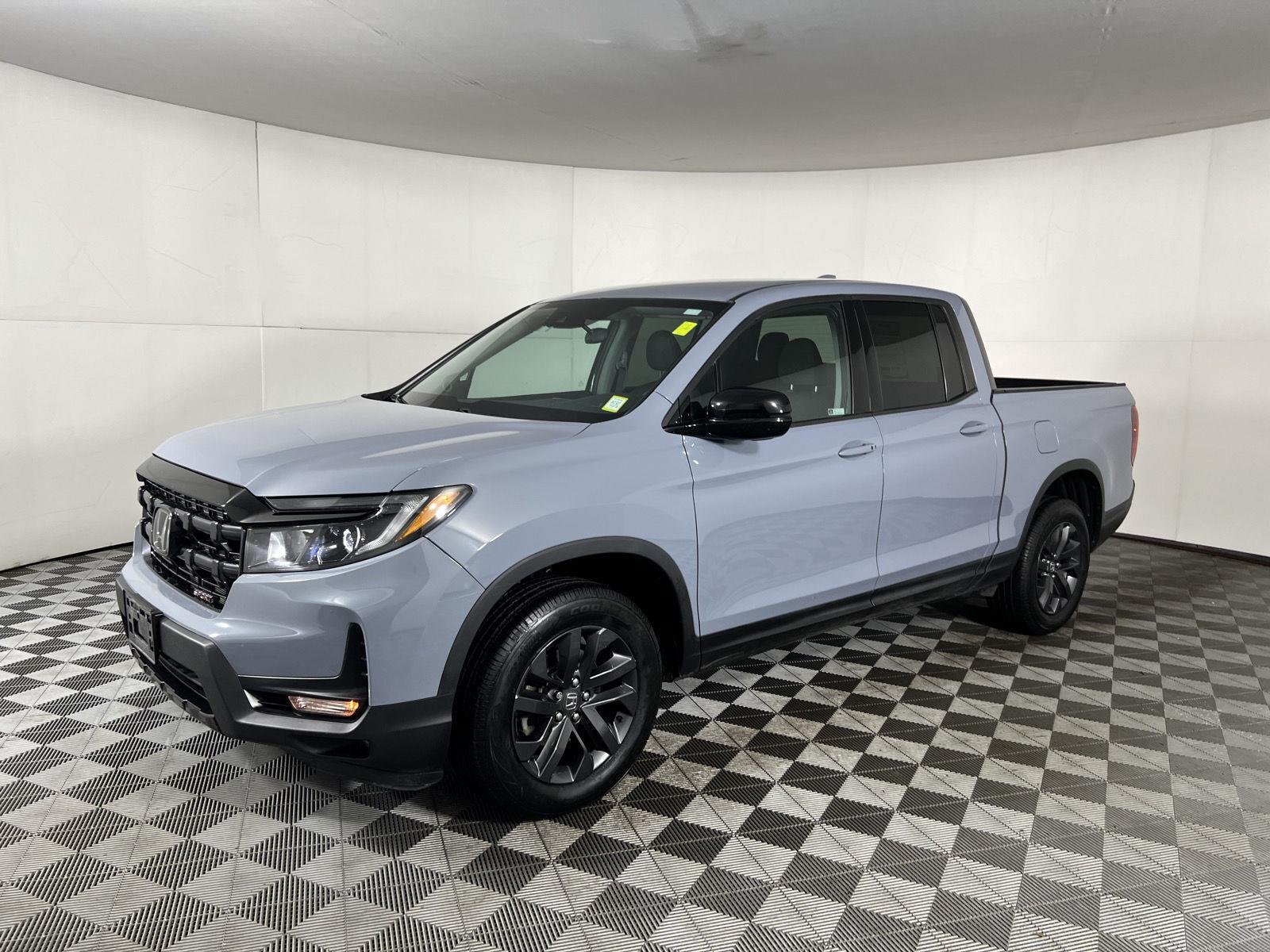Used 2024 Sonic Gray Pearl Honda Sport image 13
