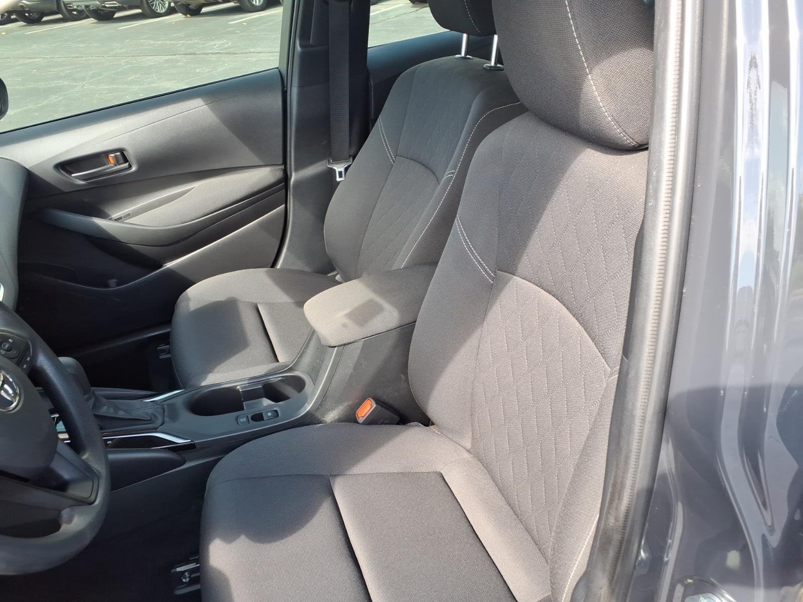 Used 2025 Underground Toyota Hybrid LE image 18