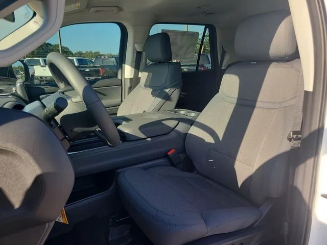 New 2026 Oxford White Ford Active image 22