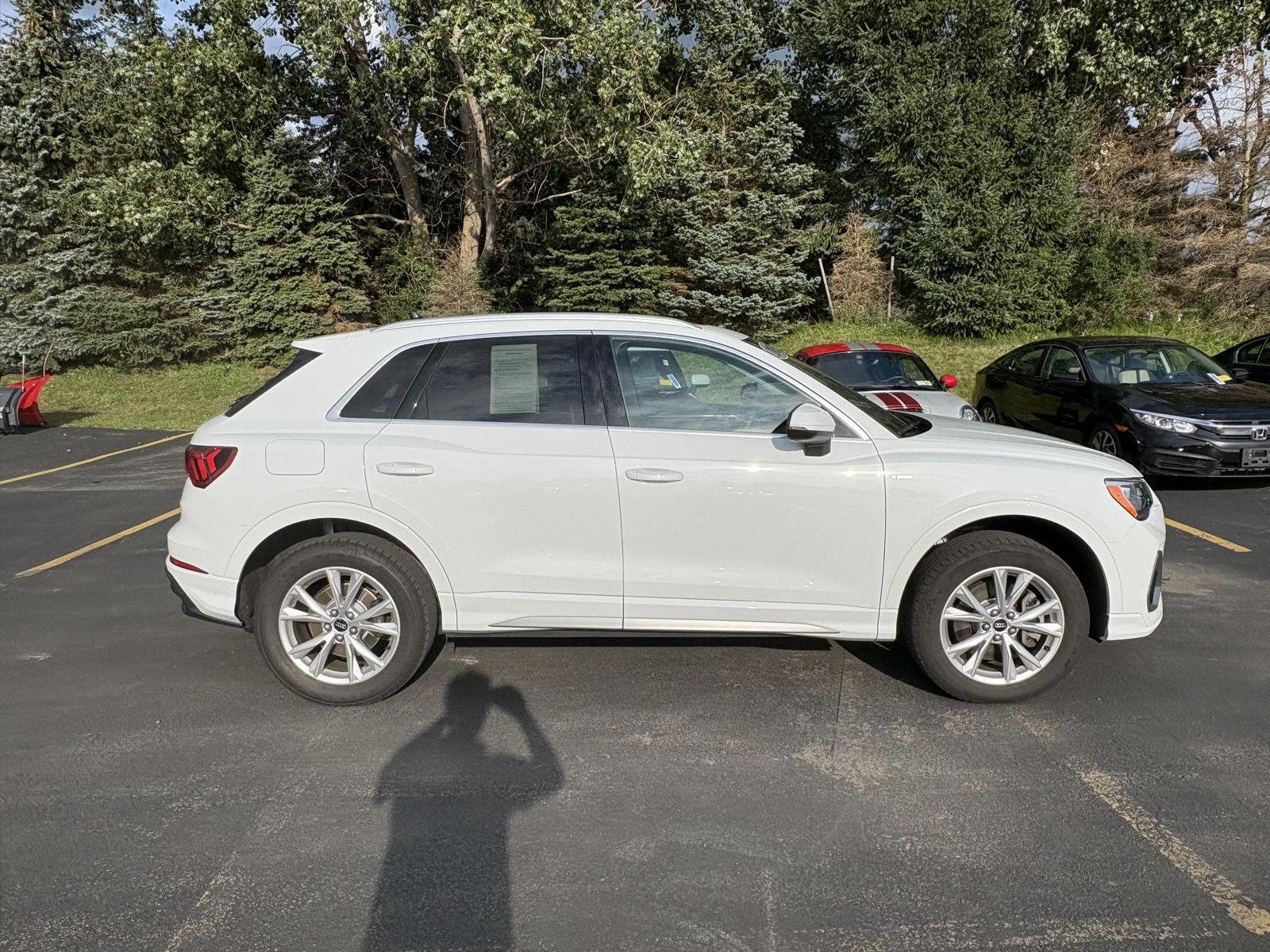Used 2022 Glacier White Metallic Audi S line Premium image 8