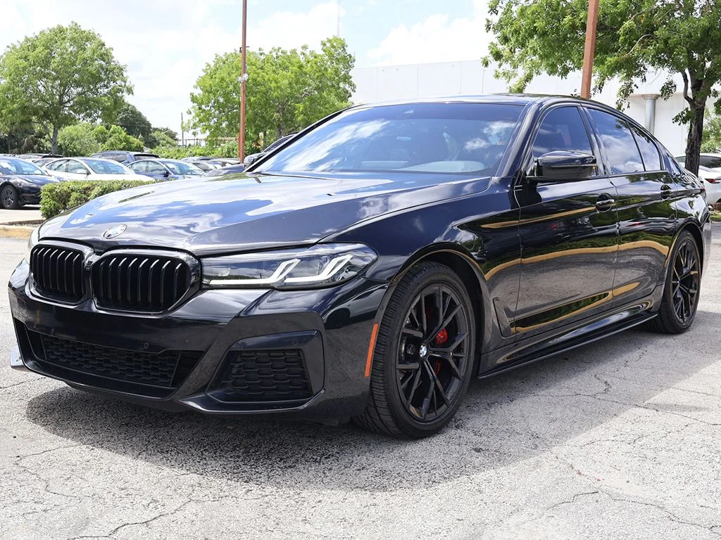 Used 2023 Black BMW 530i image 9