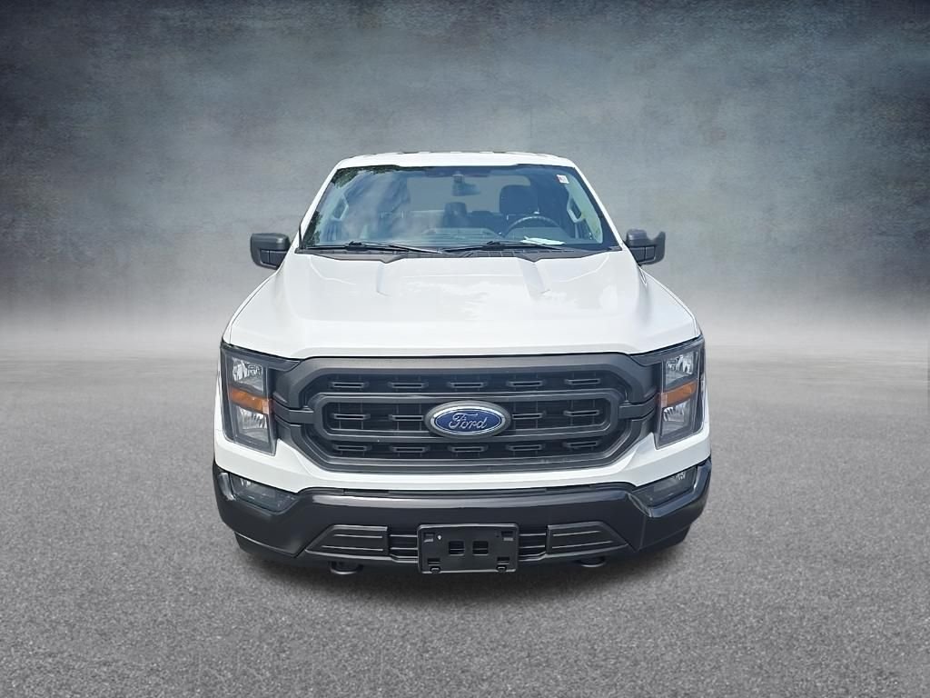 Used 2023 Oxford White Ford XL image 3