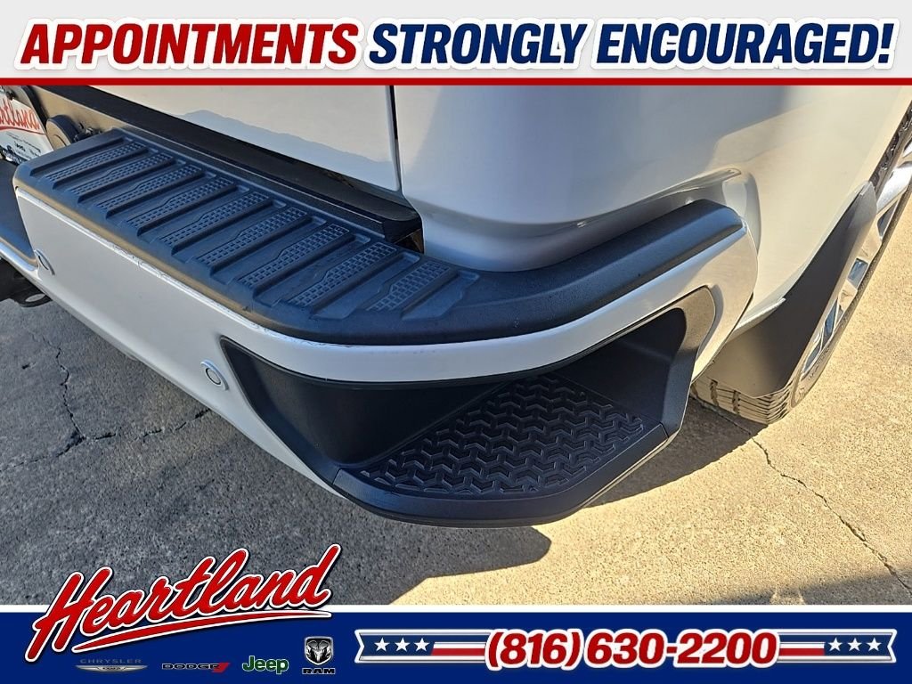 Used 2019 Beige Chevrolet High Country image 26