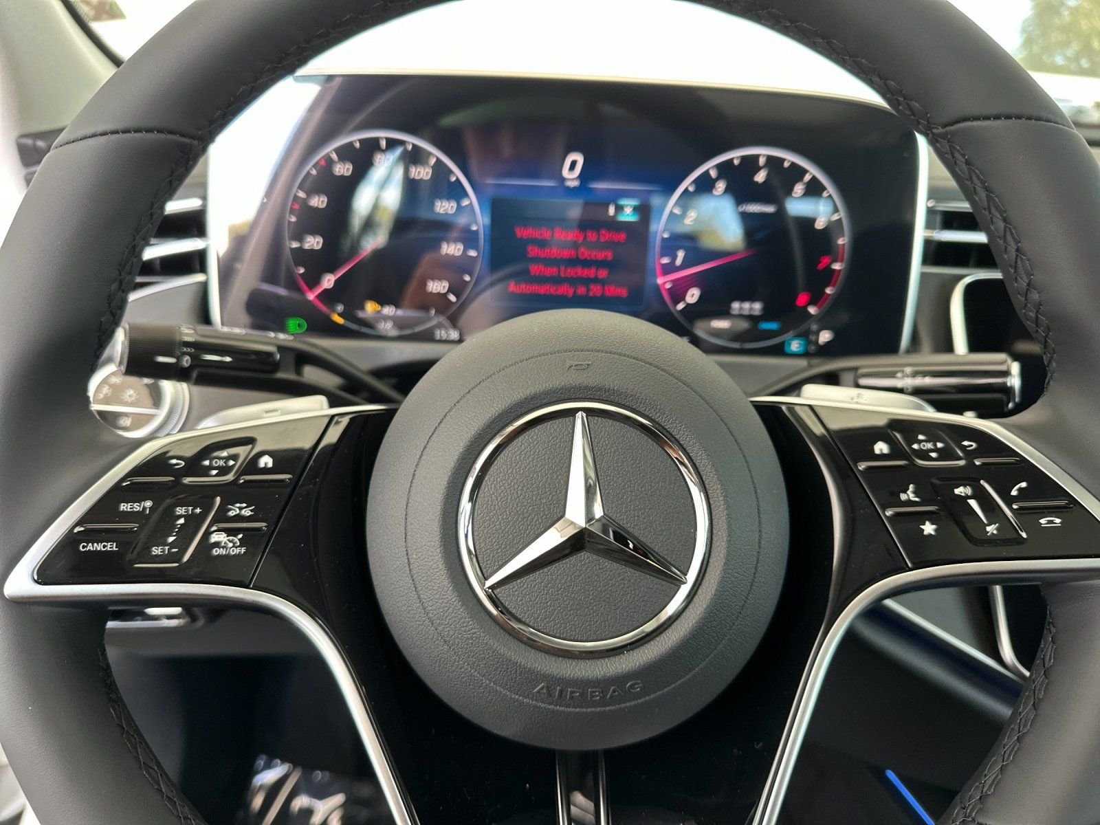 New 2027 Polar White Mercedes-Benz E 350 image 24