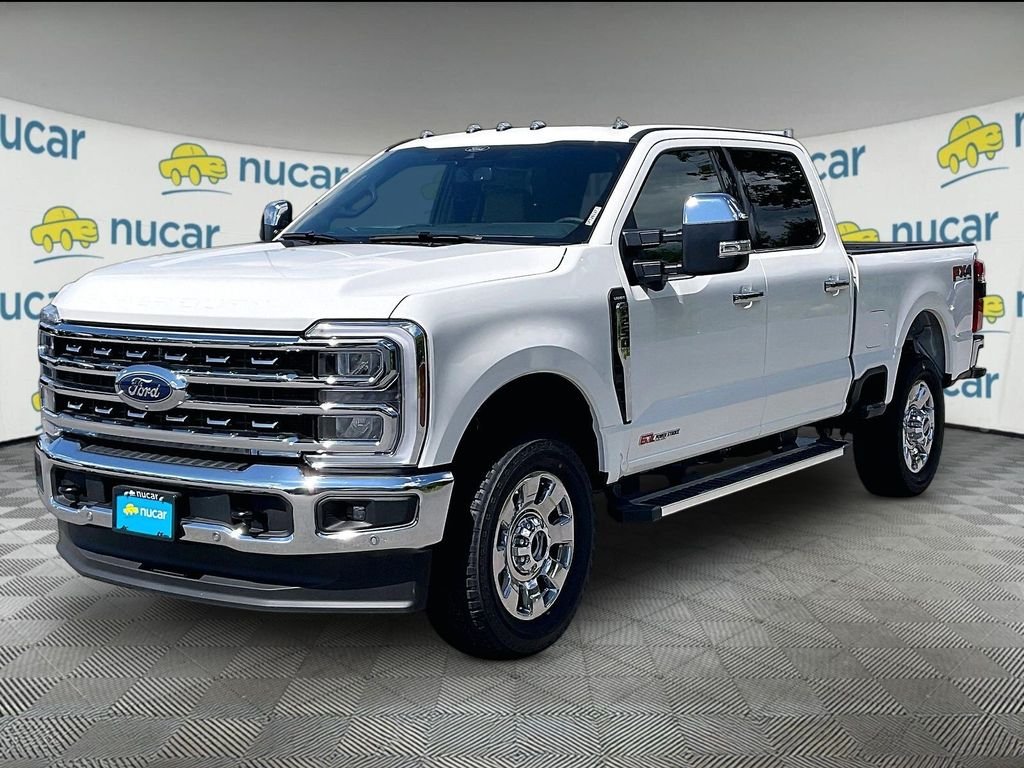 New 2026 Star White Metallic Tri-Coat Ford Lariat image 4