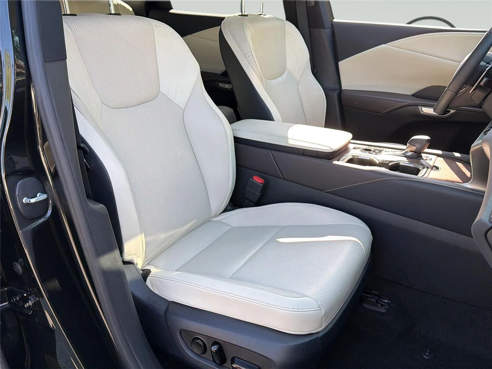 2023 Lexus RX 350 - Photo 30