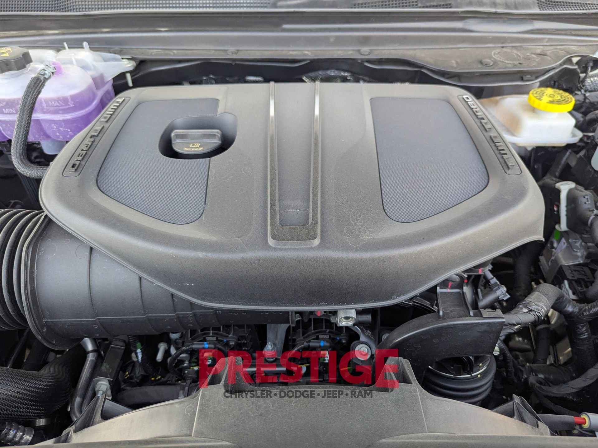 New 2026 Bright White Clear-Coat Exterior Paint RAM Laramie image 30