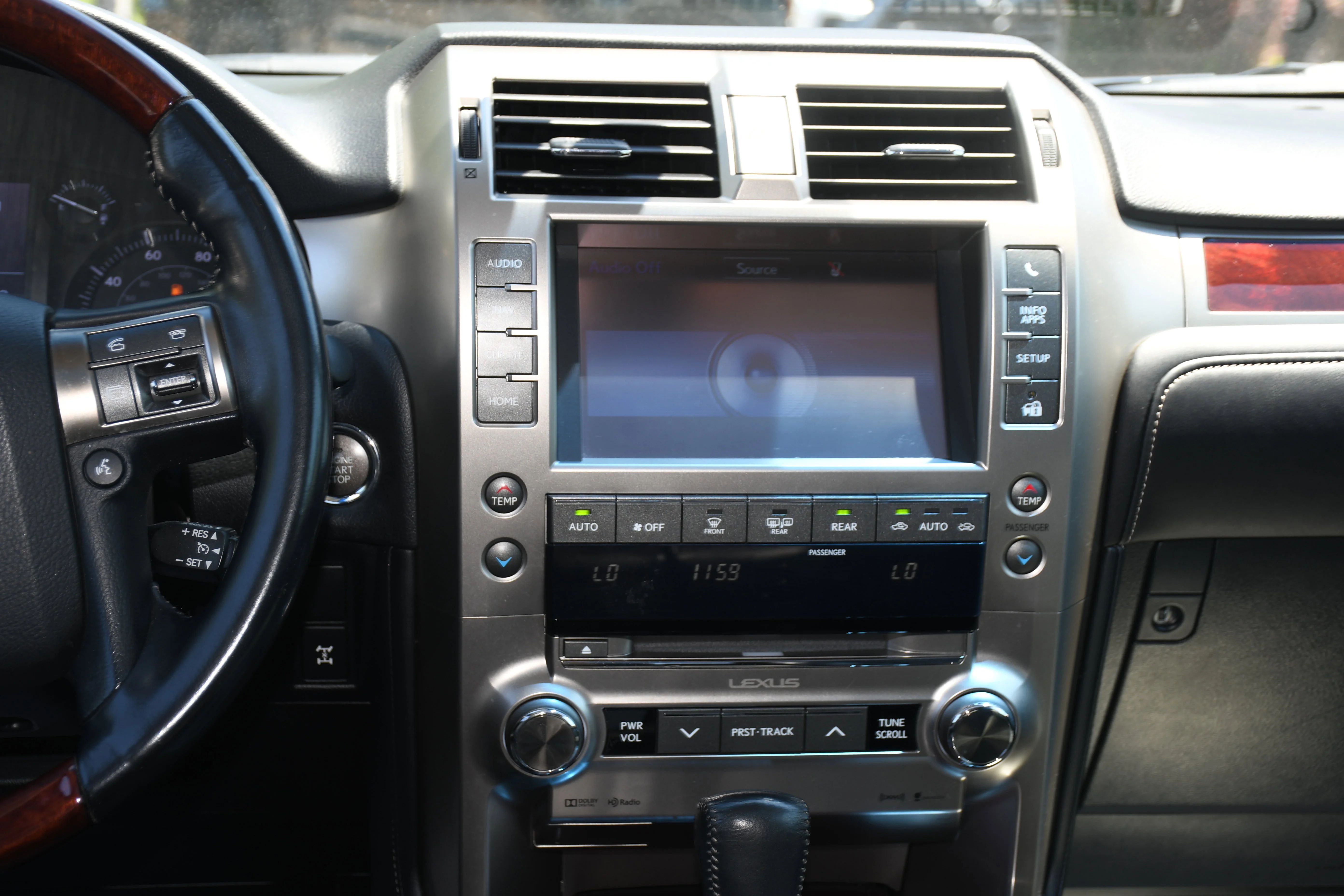 Used 2015 Silver Lexus 460 image 18