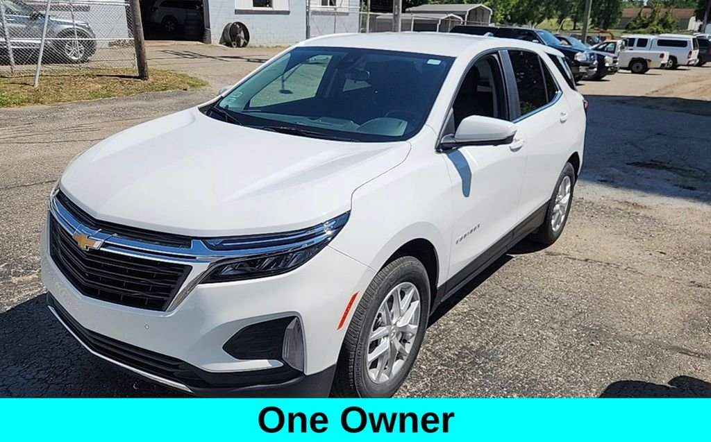 Used 2023 Summit White Chevrolet LT image 1