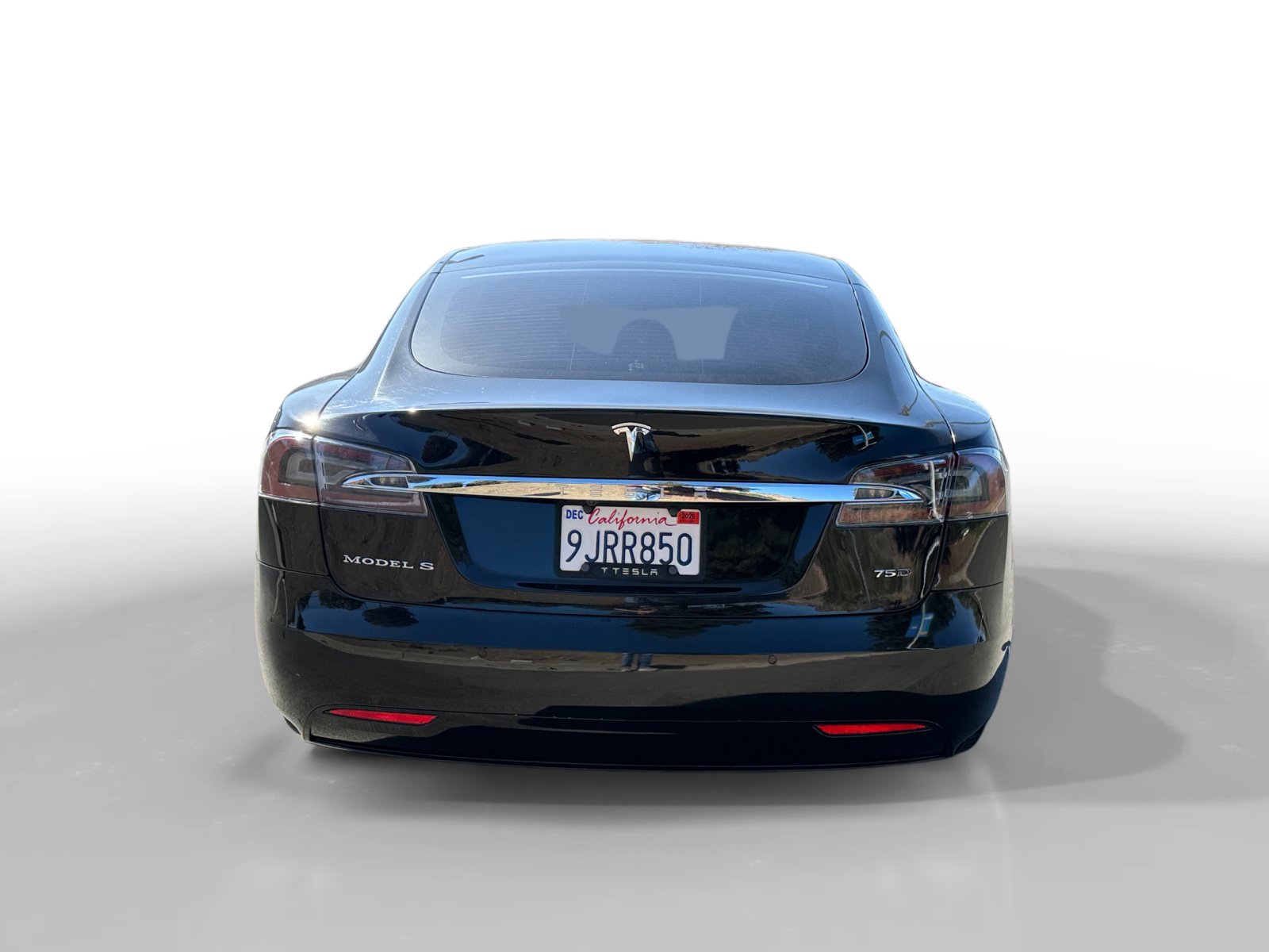 Used 2018 Obsidian Black Metallic Tesla 75D image 4