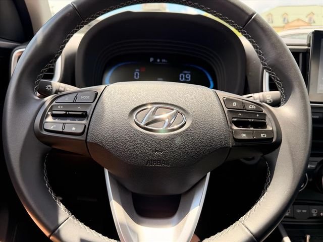 Used 2026 Silver Hyundai SEL image 18