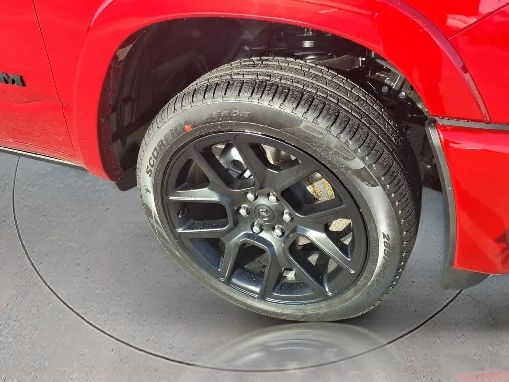 New 2026 Molten Red Pearl-Coat Exterior Paint RAM Laramie image 5