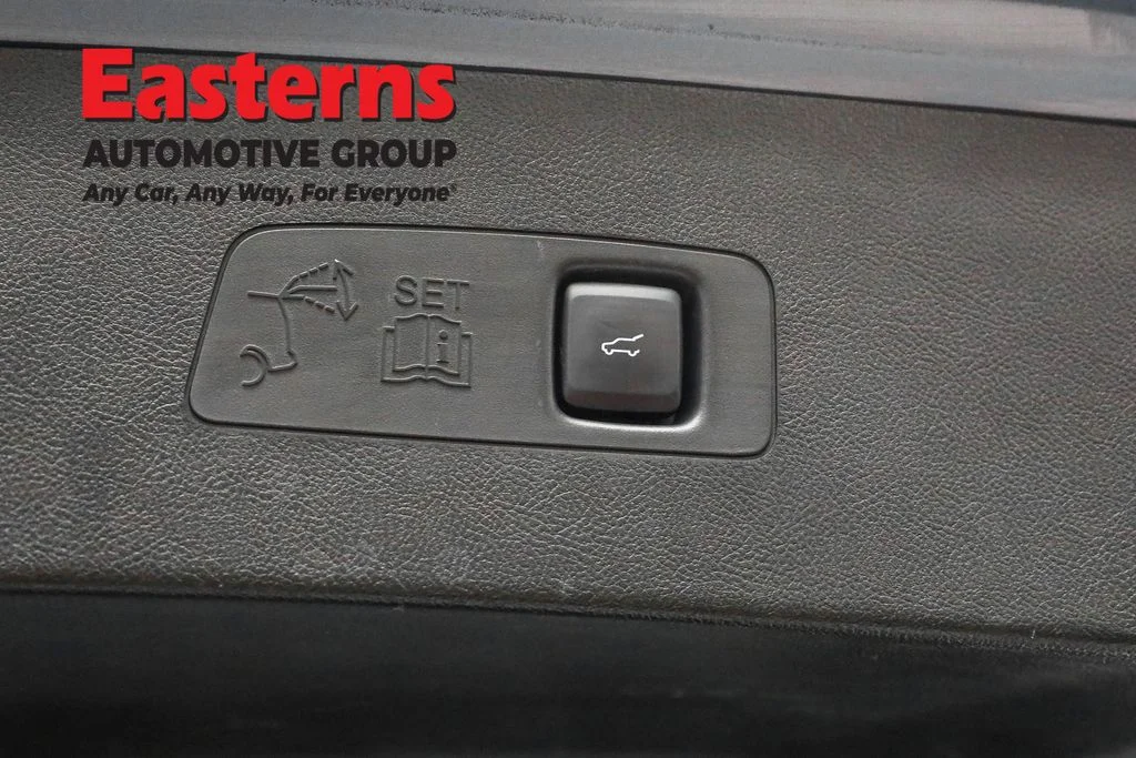 Used 2022 Blue Lincoln Standard image 23