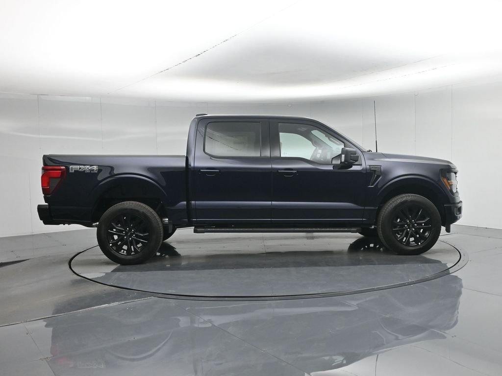 New 2026 Blue Ford XLT image 27
