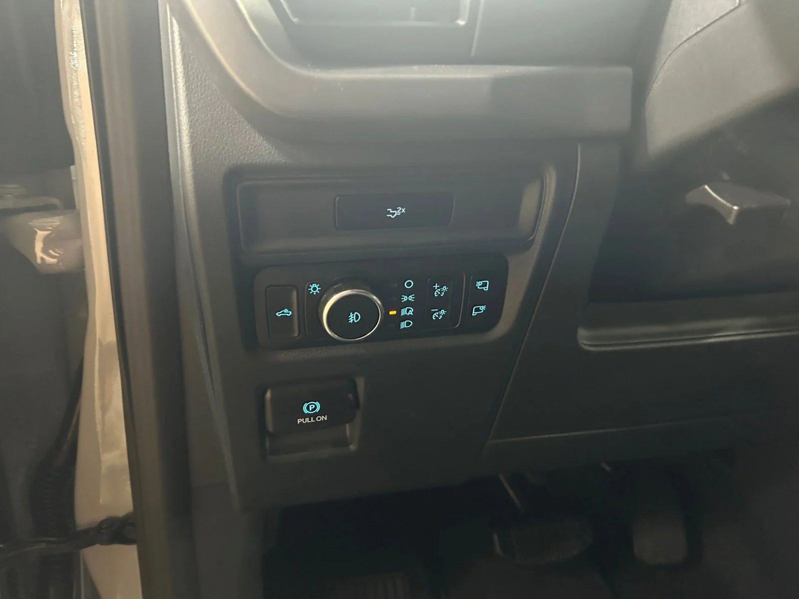 New 2026 Avalanche Ford XLT image 16