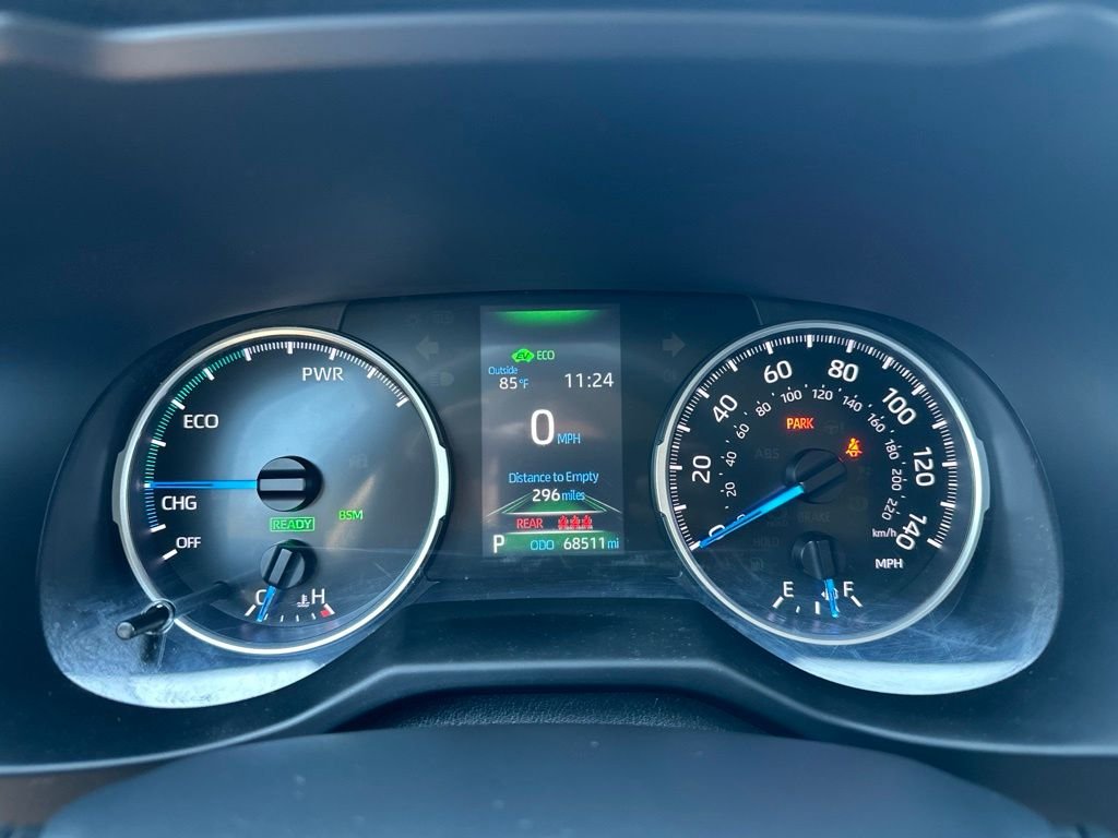 Used 2022 Gray Toyota XLE image 18