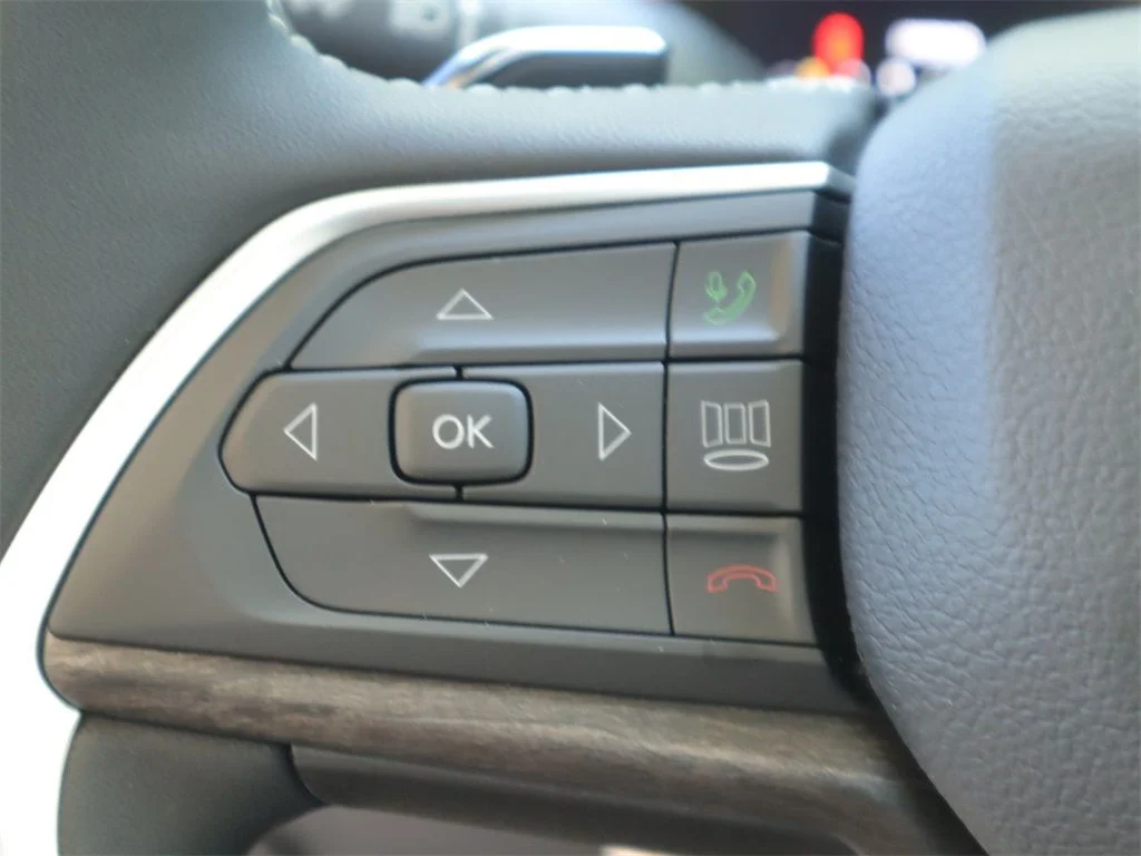 New 2023 Silver Jeep 4xe image 11