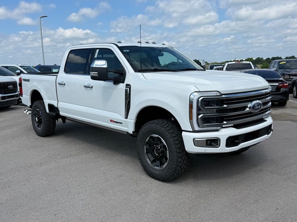 New 2026 Star White Metallic Tri-Coat Ford F-250® Platinum® image 2