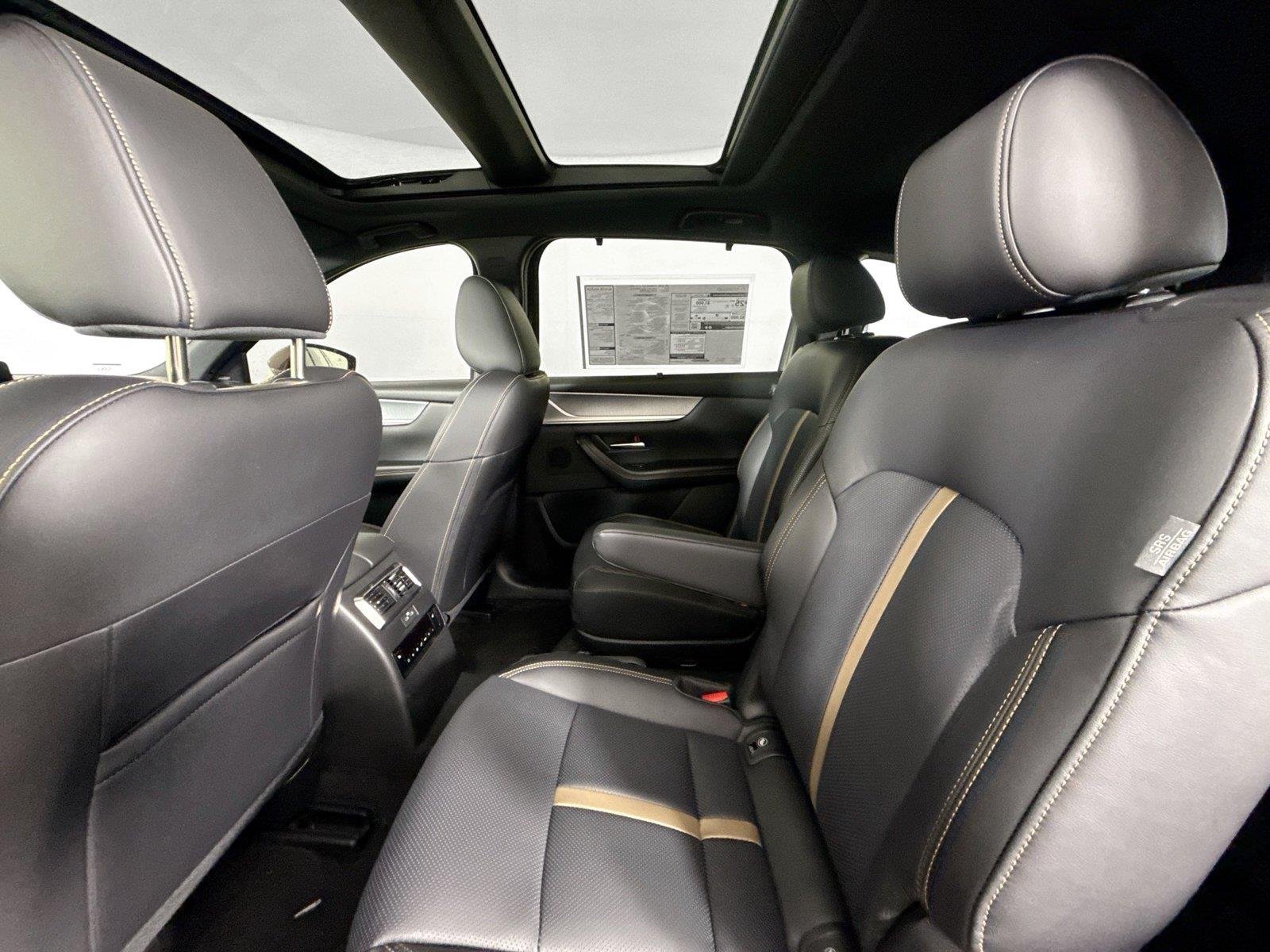 2026 Mazda CX-90 Premium Plus Package - Photo 33