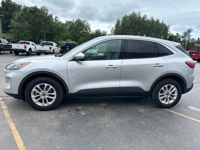 Used 2020 Ingot Silver Ford SE image 4