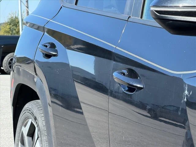 Used 2023 Phantom Black Hyundai SEL image 21