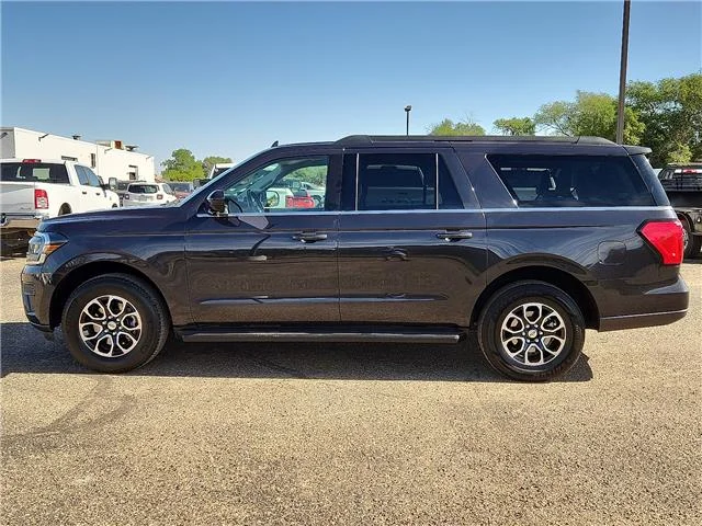 Used 2024 Gray Ford XLT 4x2 image 2