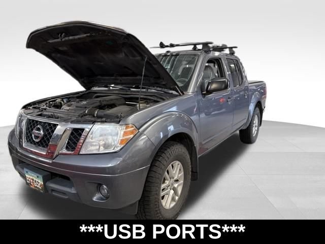 Used 2017 Gray Nissan SV image 5