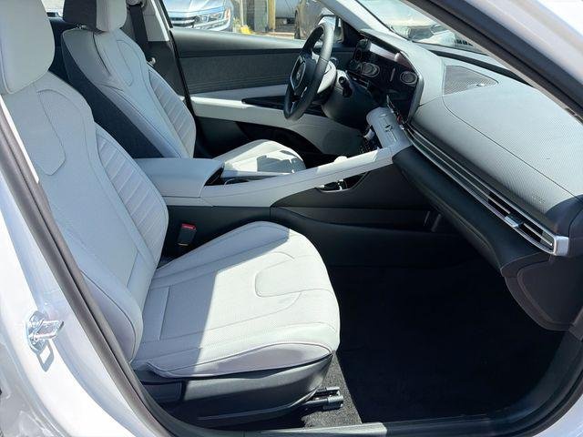 New 2026 White Hyundai Limited image 28
