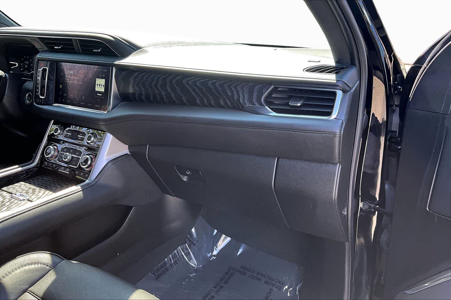 Used 2023 Onyx Black GMC Denali image 19