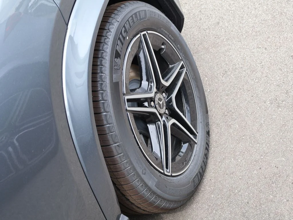 New 2026 Selenite Grey Metallic Mercedes-Benz GLE 450 image 39